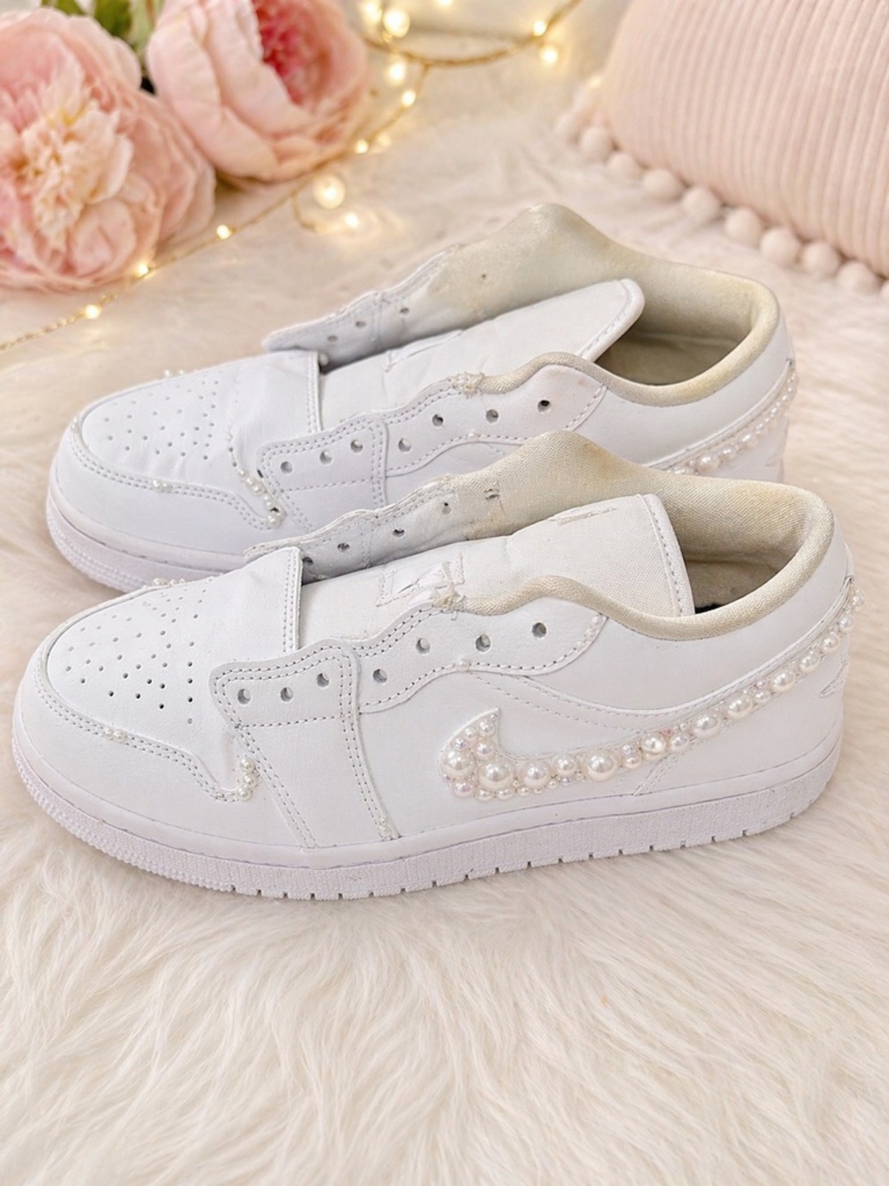 Jordan All-White Low Top Sneakers with Subtle Stitching